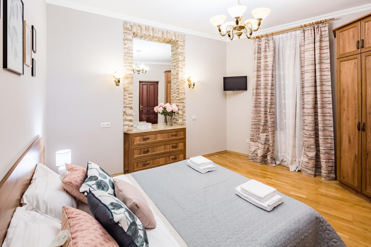 High Castle Apartment Lviv Ngoại thất bức ảnh